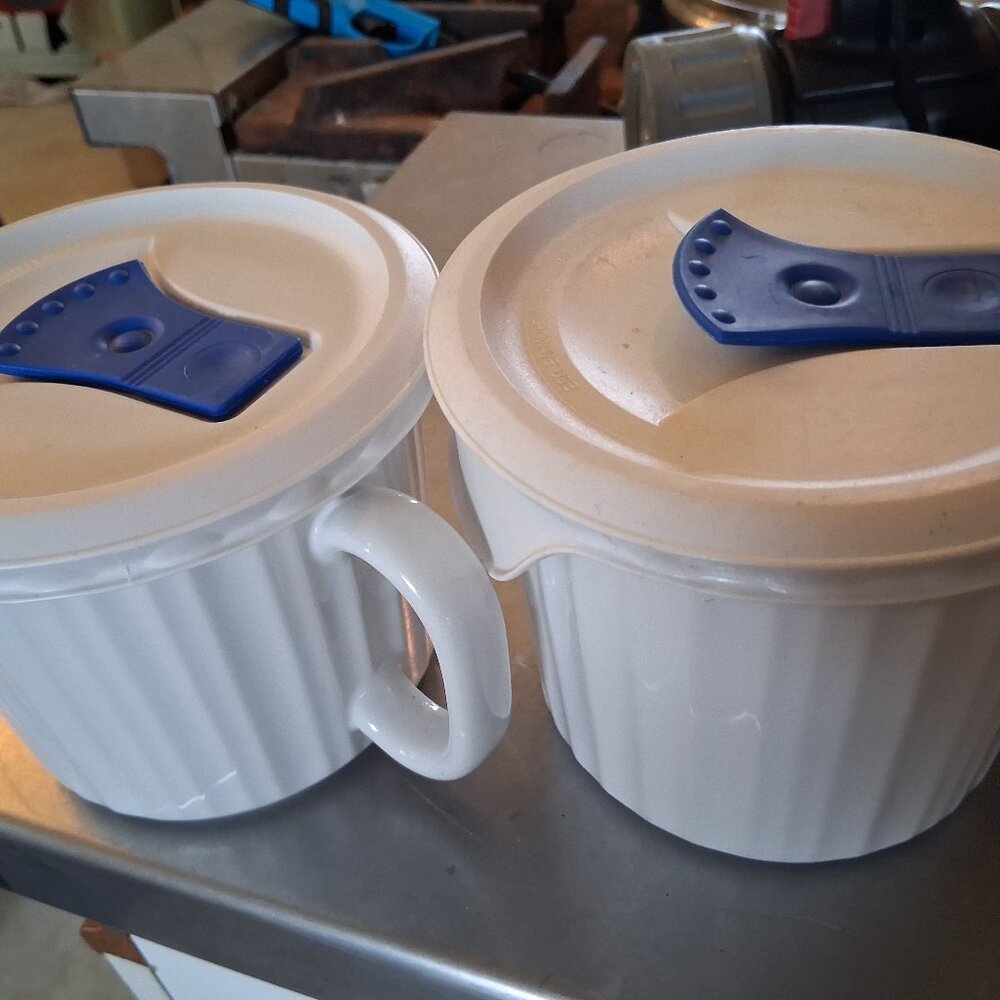 Corningware soup or leftover containers w lids